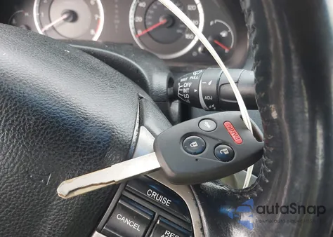 2008 Honda Accord 2.4 Ex-L z USA, uszkodzony, nr VIN JHMCP26828C079732